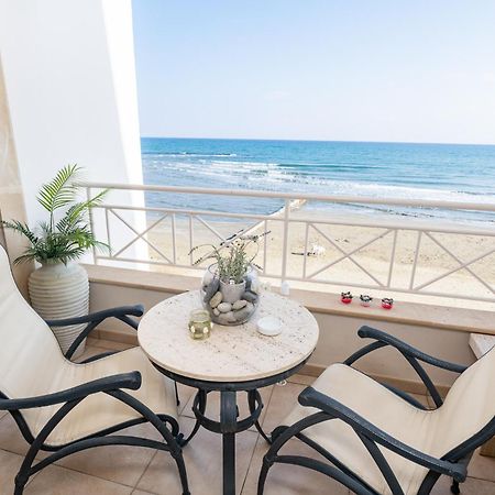 Quattro Beachfront Sea View Ap 4 Larnaca Zewnętrze zdjęcie