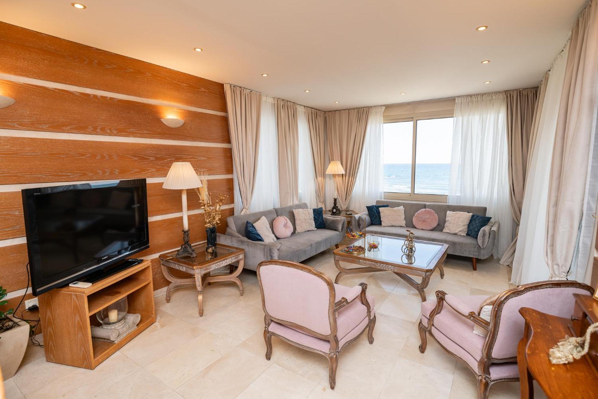 Quattro Beachfront Sea View Ap 4 Larnaca Zewnętrze zdjęcie