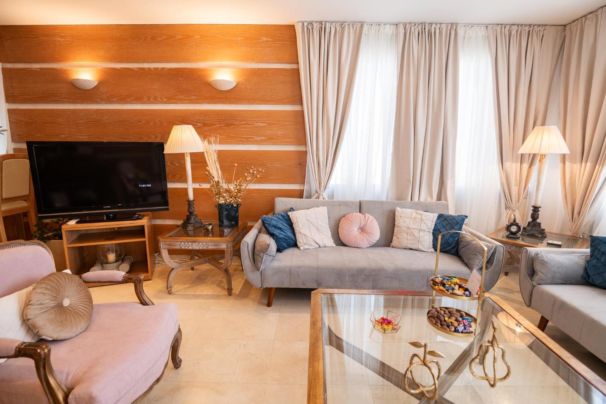 Quattro Beachfront Sea View Ap 4 Larnaca Zewnętrze zdjęcie