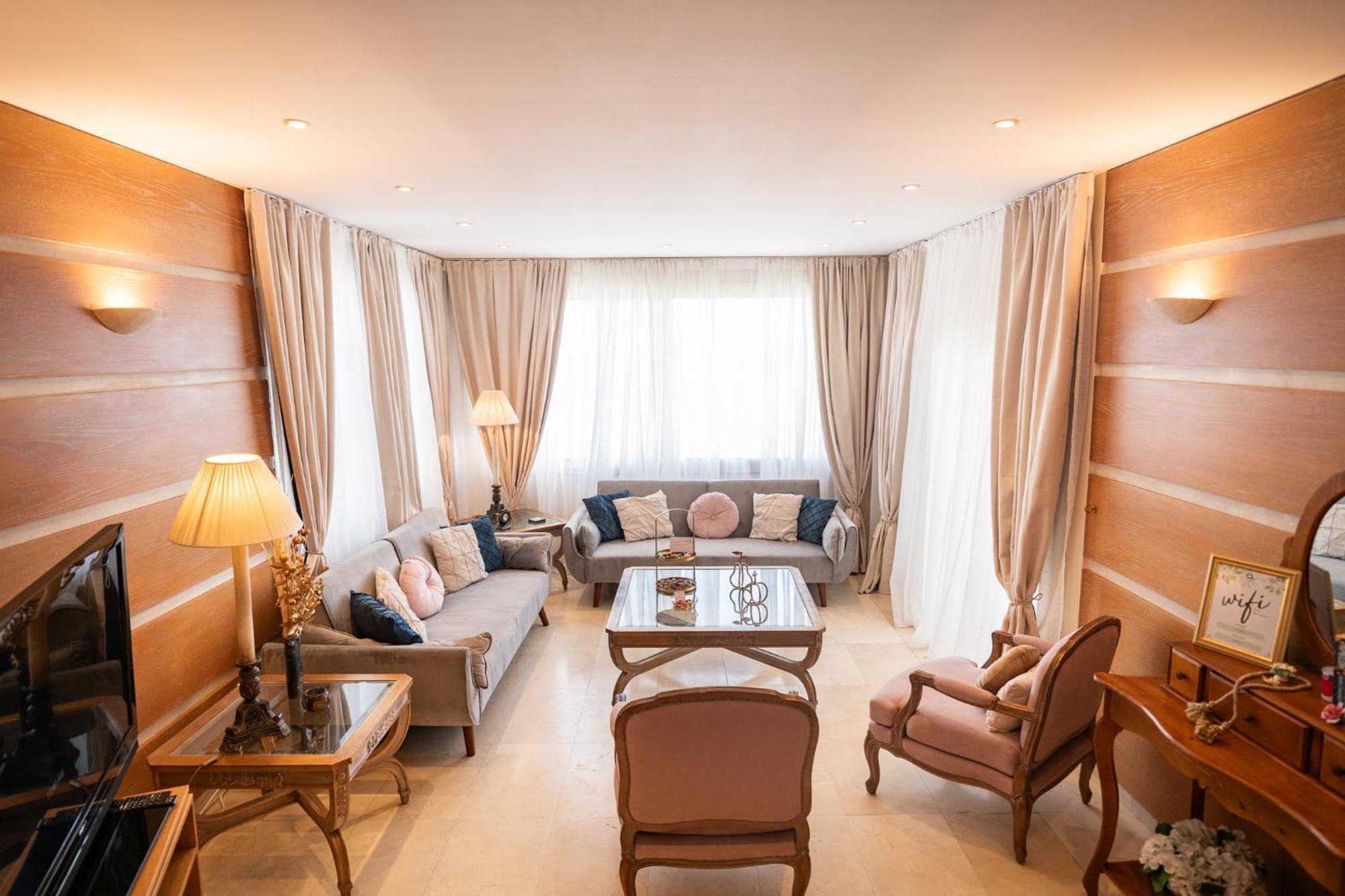 Quattro Beachfront Sea View Ap 4 Larnaca Zewnętrze zdjęcie