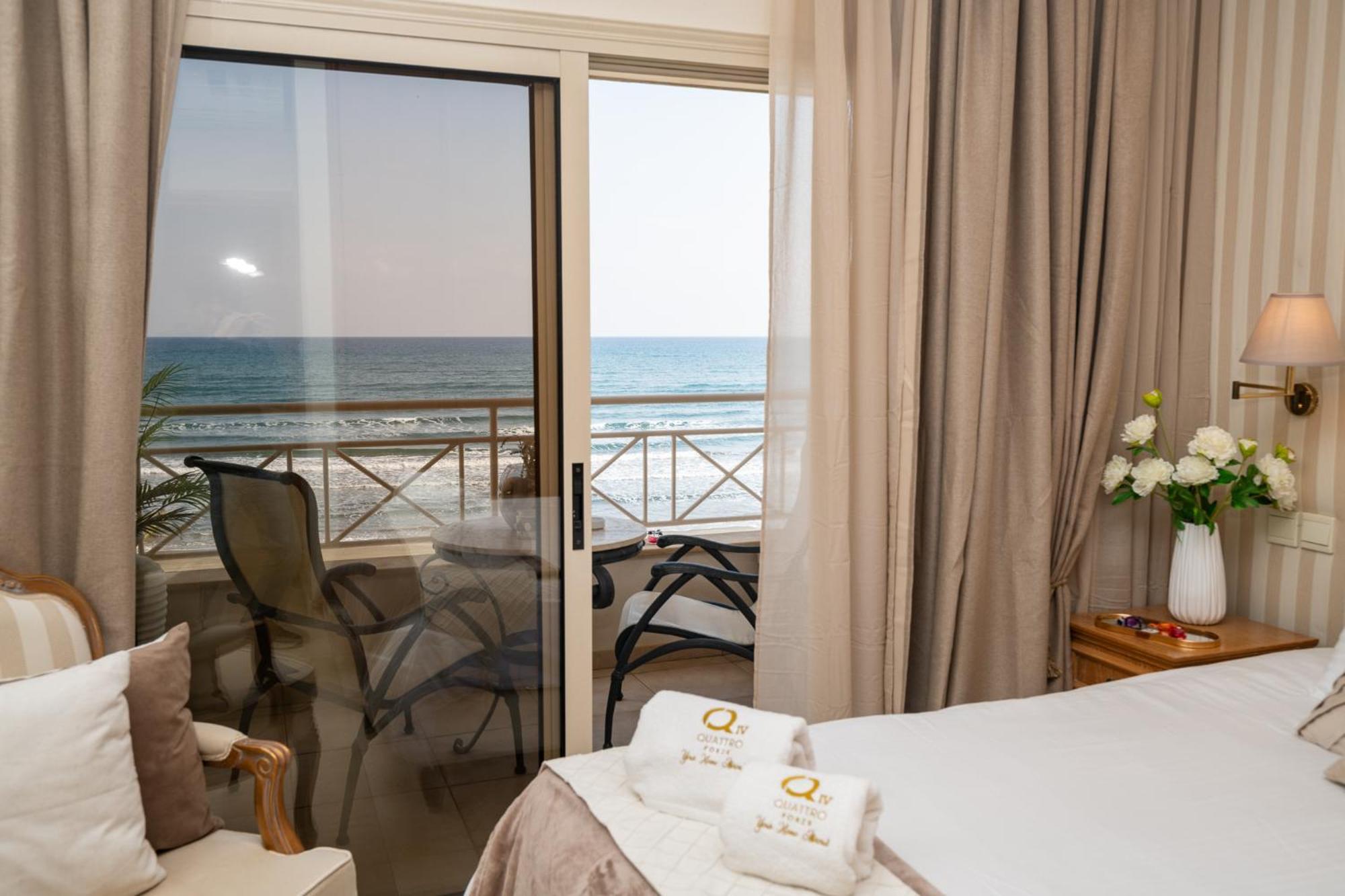 Quattro Beachfront Sea View Ap 4 Larnaca Zewnętrze zdjęcie